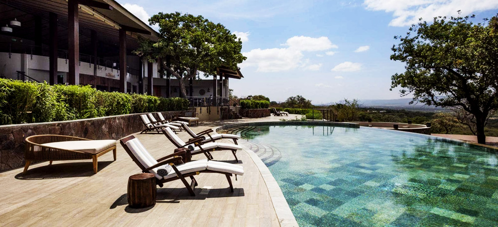 3 Days Tanzania Lodge Safari Arusha & Tarangire
