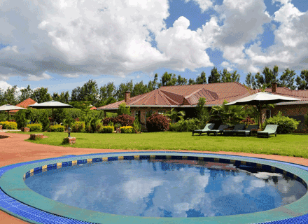 Bougainvillea Safari Lodge